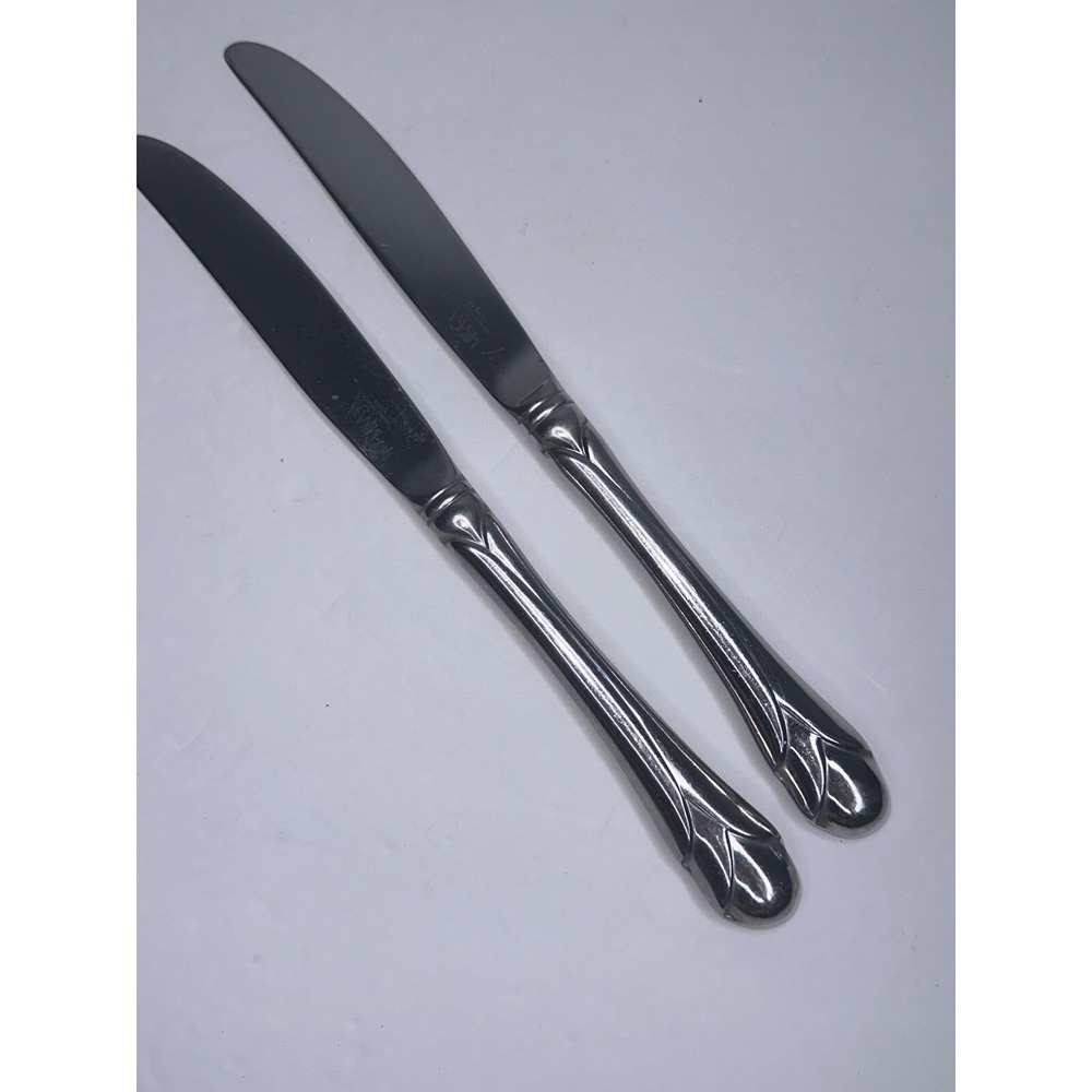 Mikasa Sweet Pea 18/8  Stainless Flatware Replacement Set 2 Dinner Knives - Picture 3 of 6
